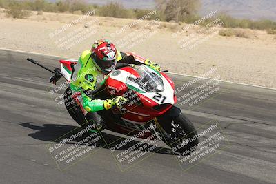media/May-05-2025-Moto Forza (Mon) [[3c1838c5e5]]/2-B Group/Session 2 (Turn 7 Inside)/